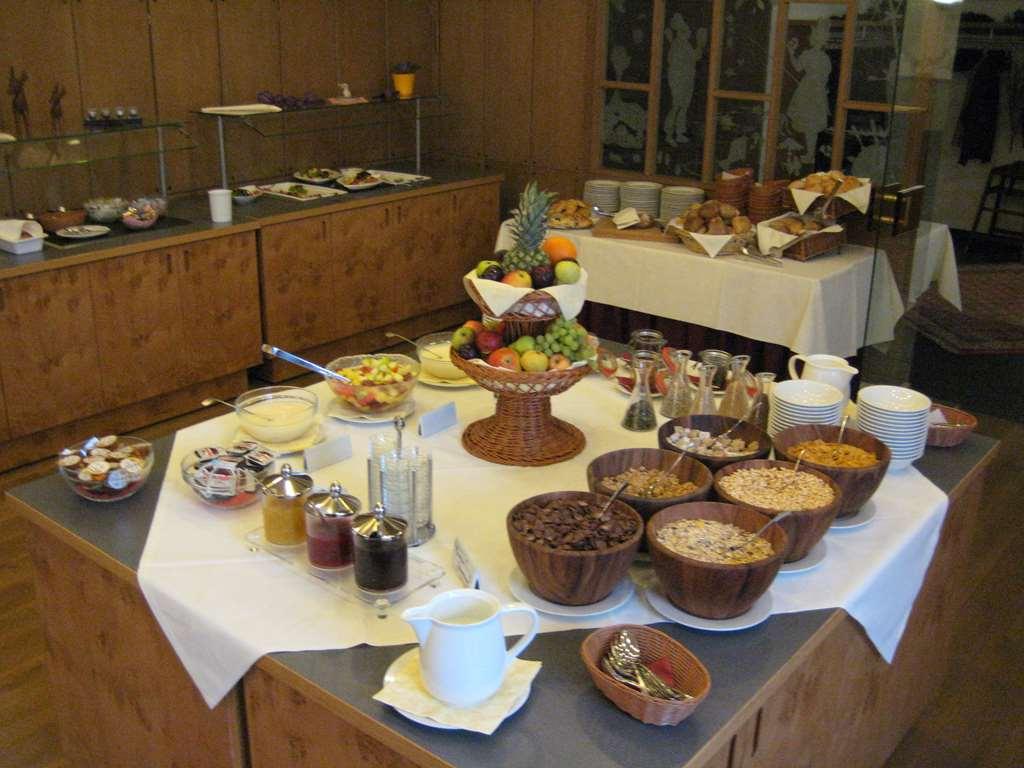 Akzent Brauerei Hotel Hirsch Ottobeuren Zewnętrze zdjęcie