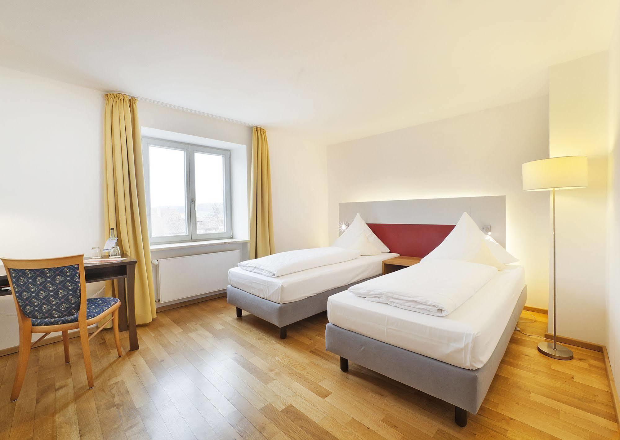 Akzent Brauerei Hotel Hirsch Ottobeuren Zewnętrze zdjęcie