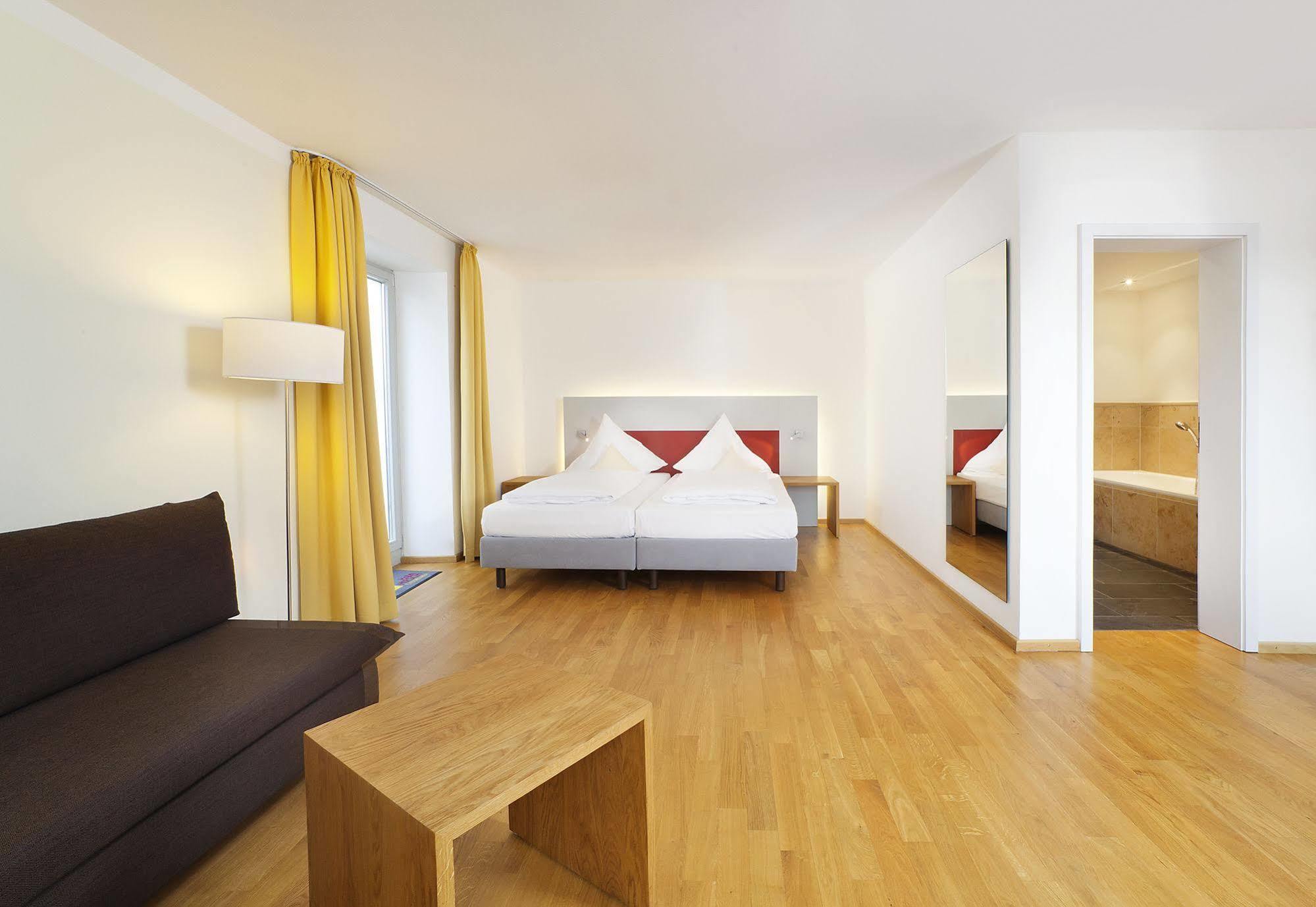 Akzent Brauerei Hotel Hirsch Ottobeuren Zewnętrze zdjęcie